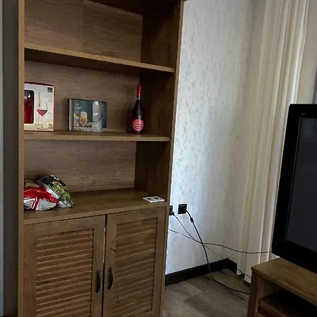 Het Gezellige Nest Bij De Schildpad Daire *